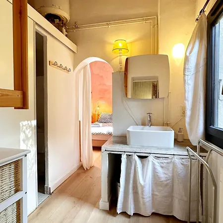 *l'orangeraie* Maison Avec Jardin, Tennis, Parking Ним