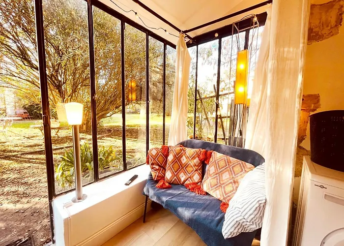 Ferienhaus *l'orangeraie* Maison Avec Jardin, Tennis, Parking